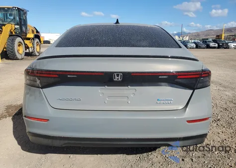 2024 Honda Accord Hybrid Sport z USA, uszkodzony, nr VIN 1HGCY2F54RA070520